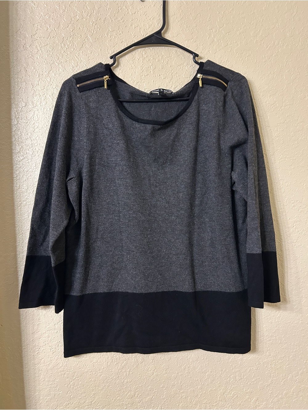 Cable & Gauge Gray Black Colorblock Zipper Sweater L -L128